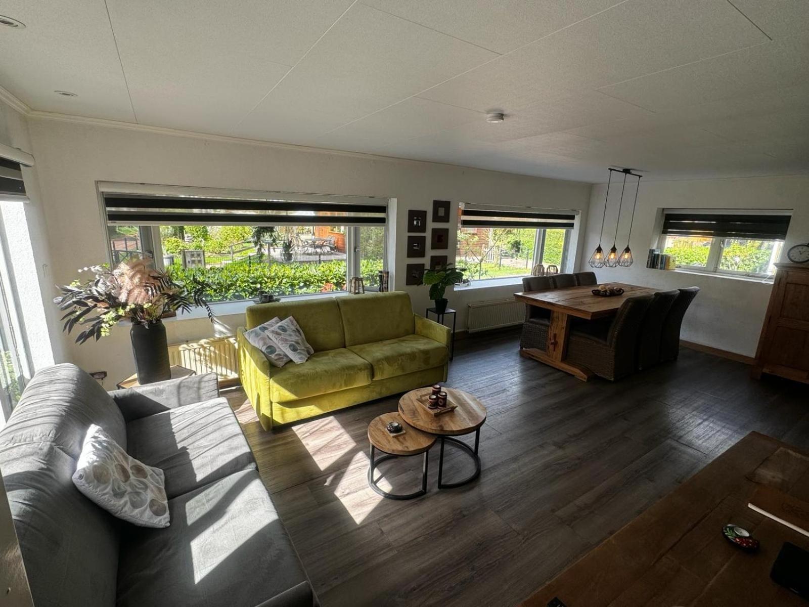 Luxe Vakantiehuis In Het Bos Overbroek Eksteriør bilde